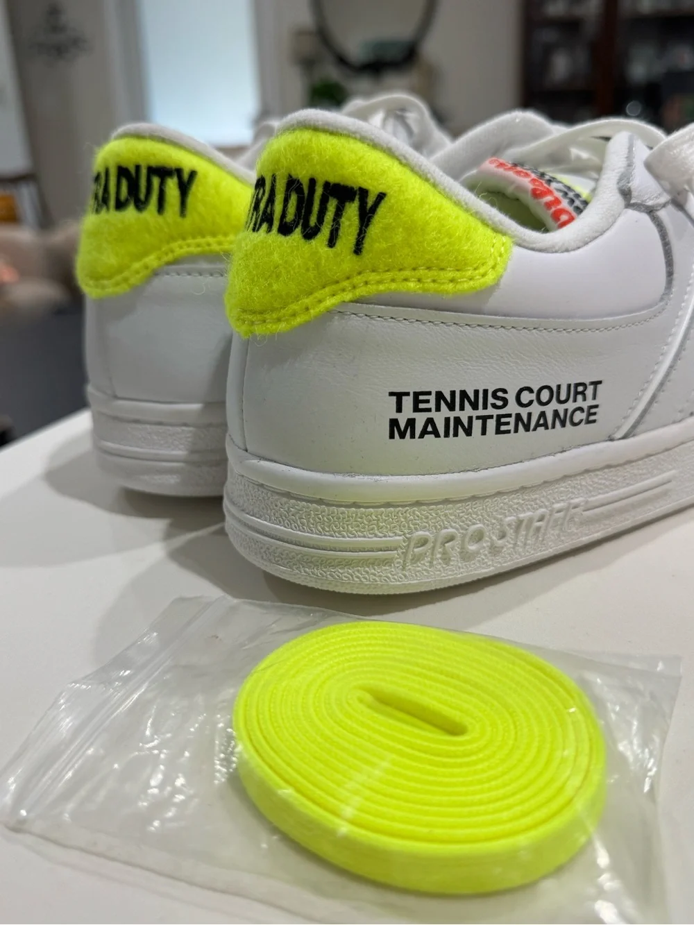 Wilson Unisex Limited Edition US Open Pro Staff NY Sneakers